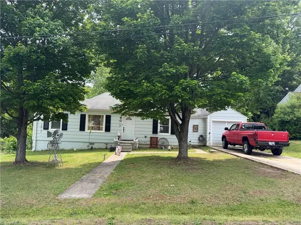 432 Friddle Dr, High Point, NC 27260