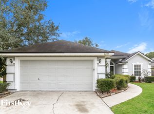 2750 Coachman Lakes Dr, Jacksonville, FL 32246