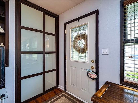 5th image of 2856 Nacoma Pl