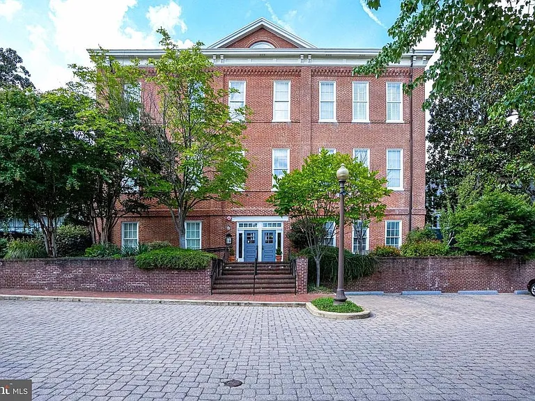 2735 Olive St NW #Penthouse 1 — Photo 24