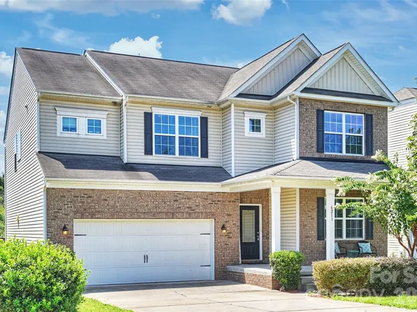 6211 Kilchurn Dr, Indian Land, SC 29707