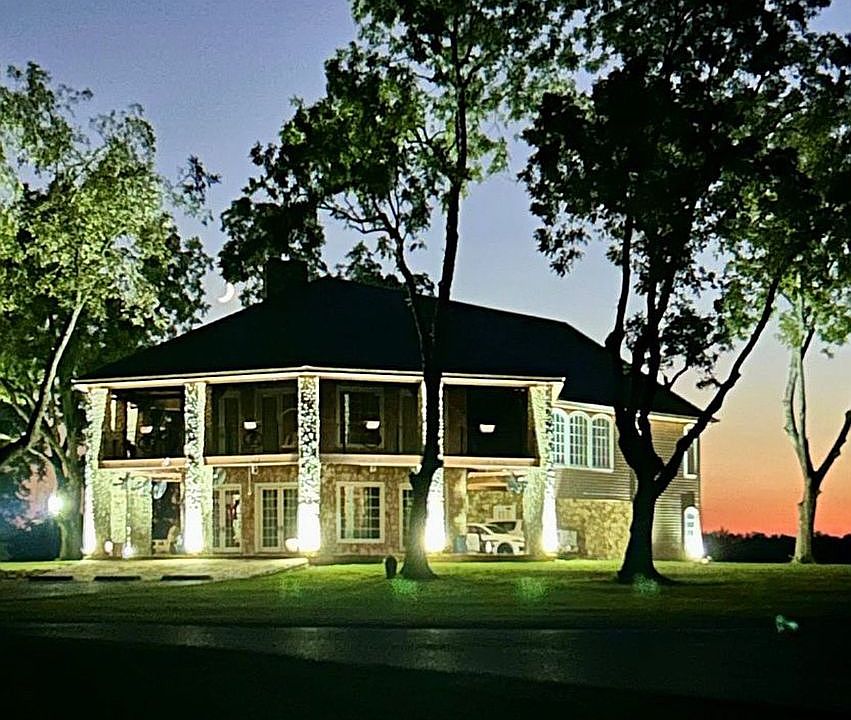 1st image of 70 Pippens Rd