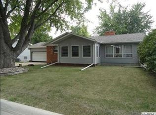 1102 Bruce Cir, Marshall, MN 56258