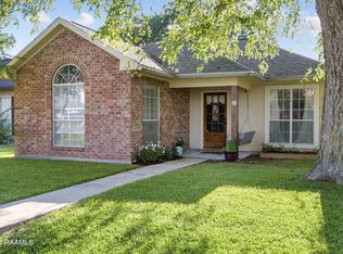 512 Carriage Light Loop, Youngsville, LA 70592