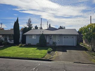 2080 Rainier Rd, Woodburn, OR 97071