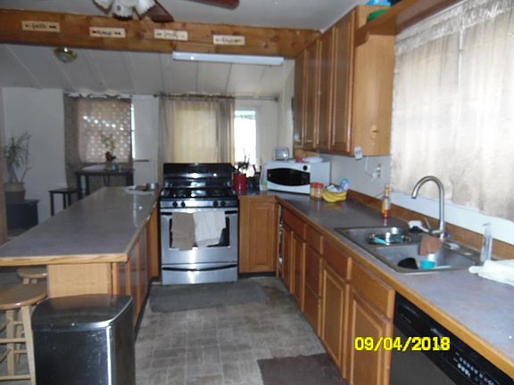 5th image of 130 10th St