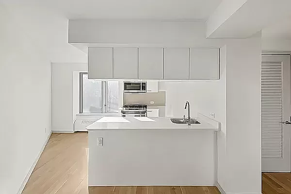 448 W 167th St #3-A — Photo 4
