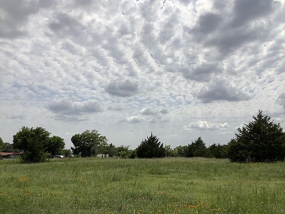 3rd image of 421 County Road 5035