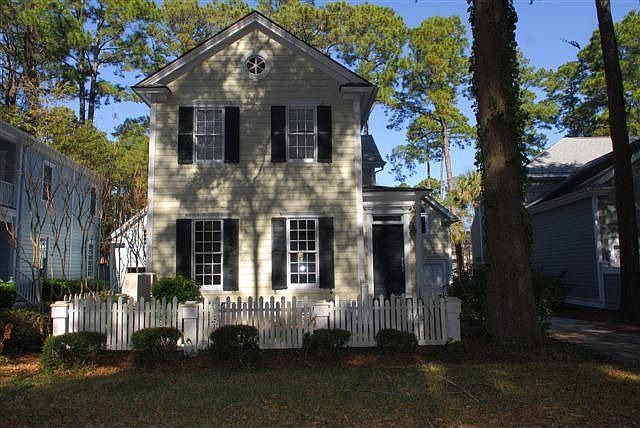 1st image of 7 Sparwheel Ln