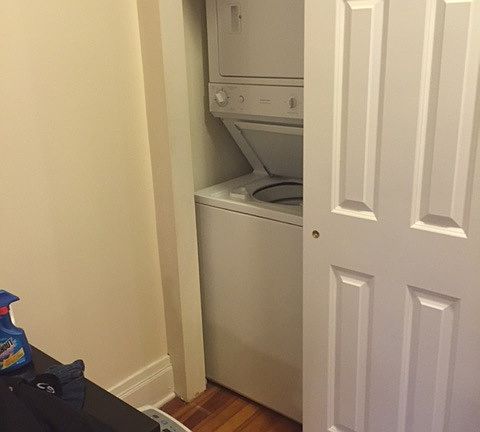 5th image of 3041 N Lincoln Ave APT 3F