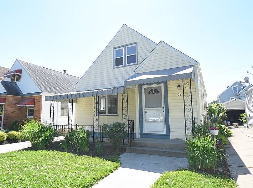 1st image of 68 Groveland St
