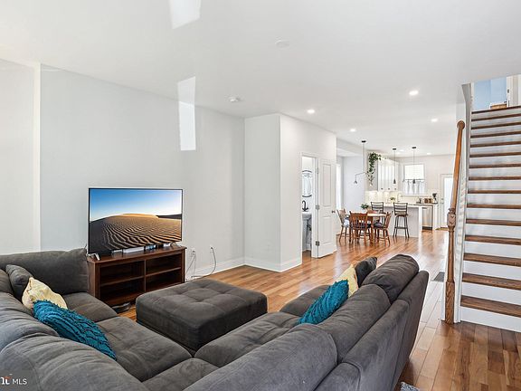 5th image of 119 Winchester Pl