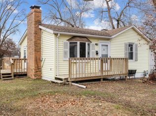 115 N 28th St, Belleville, IL 62226