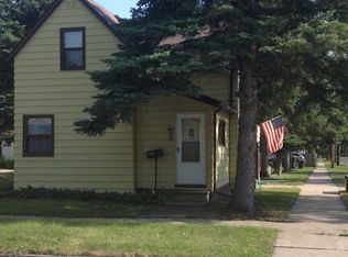 1723 5th Ave N, Grand Forks, ND 58203