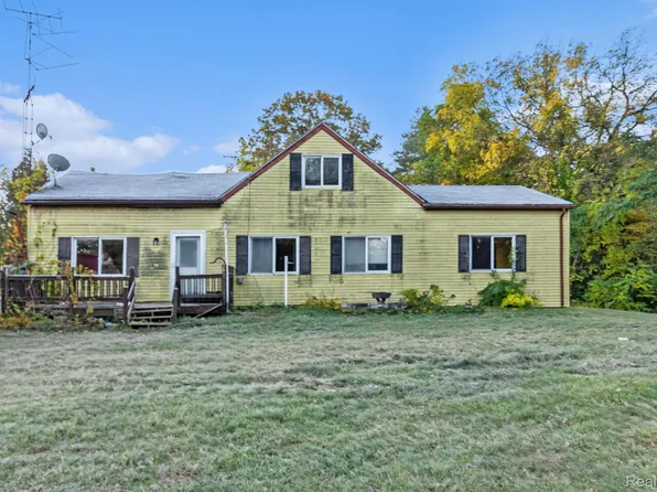 12149 Bigelow Rd, Dundee, MI 48131