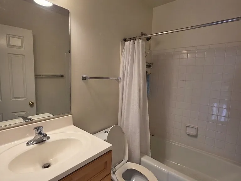 1443 Hampton Hill Cir — Photo 16