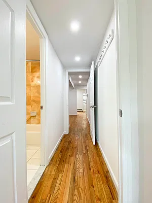 Rented by Bond New York | media 6