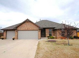 15111 Fox Hollow Rd, Choctaw, OK 73020