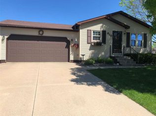 810 Donna Ave, Tomah, WI 54660