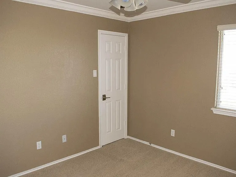 1708 Darjeeling Dr — Photo 16