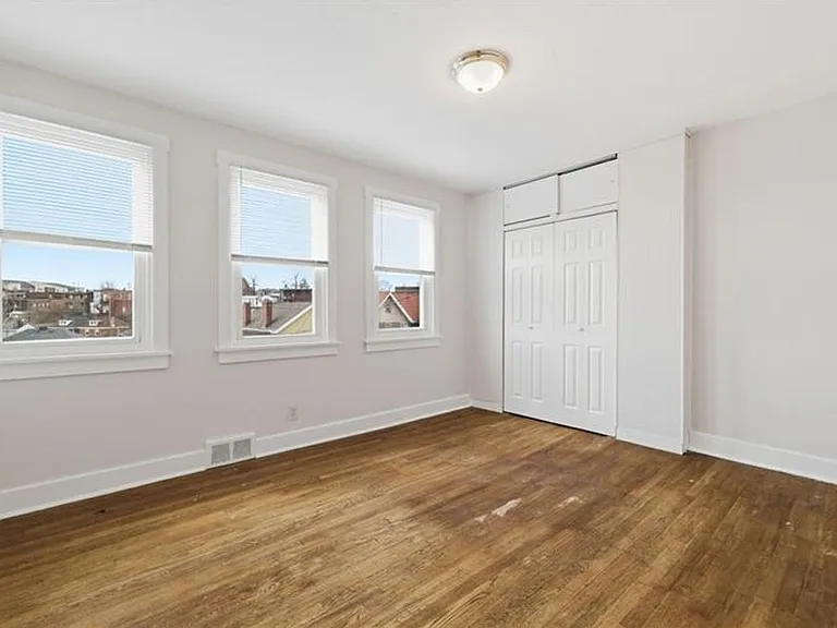 2721 Pyramid Ave — Photo 18