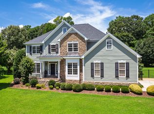 2904 Ivory Bluff Trl, Apex, NC 27539