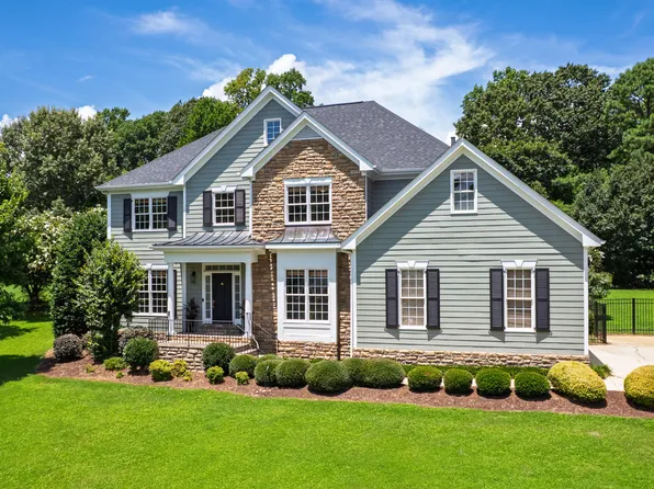 2904 Ivory Bluff Trl, Apex, NC 27539