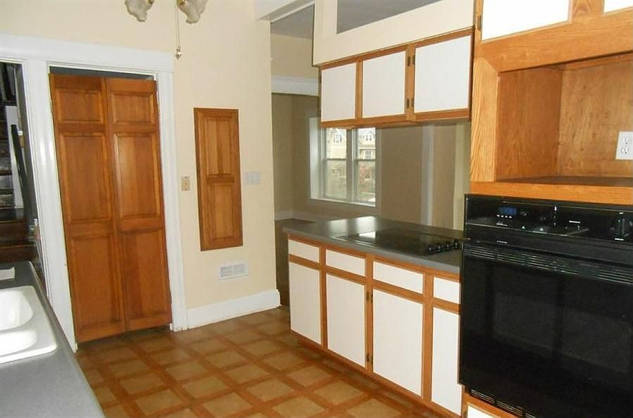 2nd image of 3516 Harrison Blvd