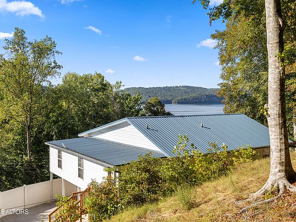 4th image of 755 Tanglewood Rd