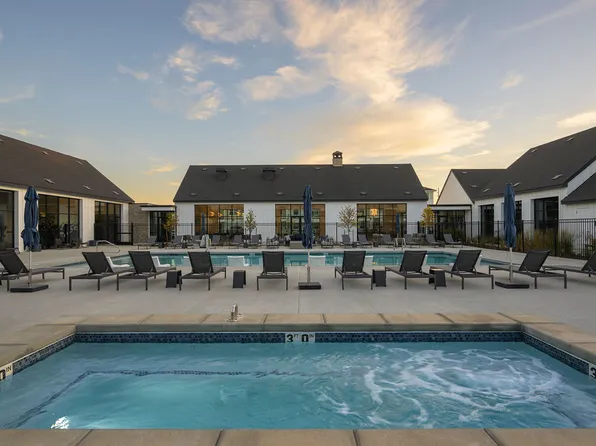 Seasons at Meridian Apartments, 2700 E Overland Rd #D310, Meridian, ID 83642