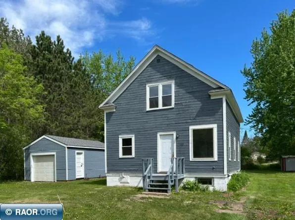 117 2nd St, Hibbing, MN 55746