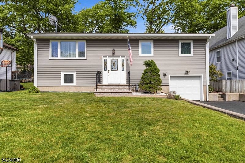 1st image of 22 Ronald Ave