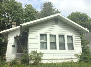 2220 Kensington Dr, Dayton, OH 45406