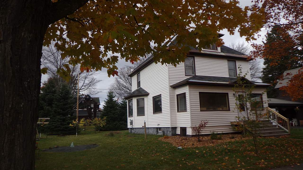 529 Pewabic St, Laurium, MI 49913 Zillow