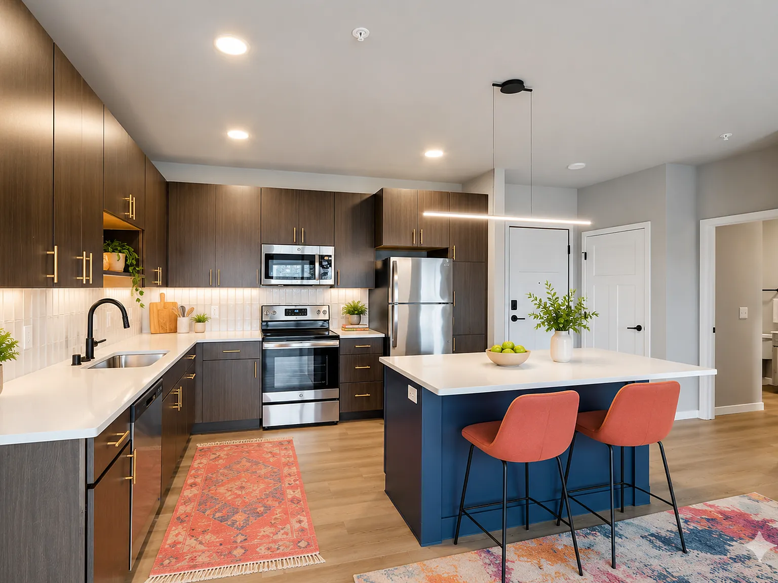 The Tuxedo Apartments — Photo 2