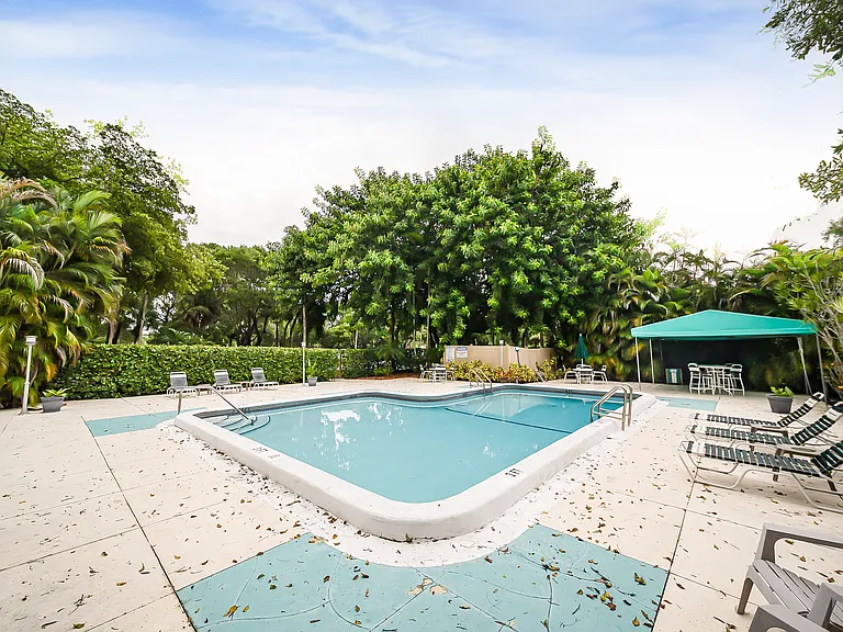 Building Pool