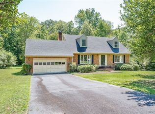 8038 Sinclair Rd, Mechanicsville, VA 23111