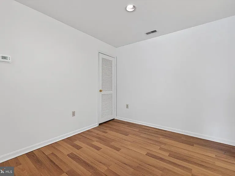 3109 River Bend Ct #D201 — Photo 3