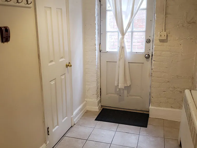 1313 Potomac St NW #B — Photo 15