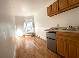 1061 Beacon St APT 14A, Brookline, MA 02446