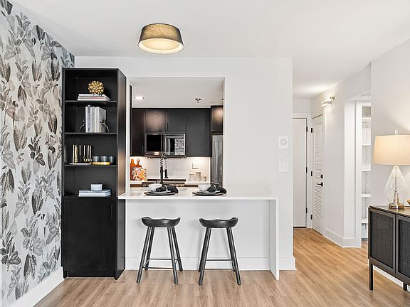Built-In Bookshelves