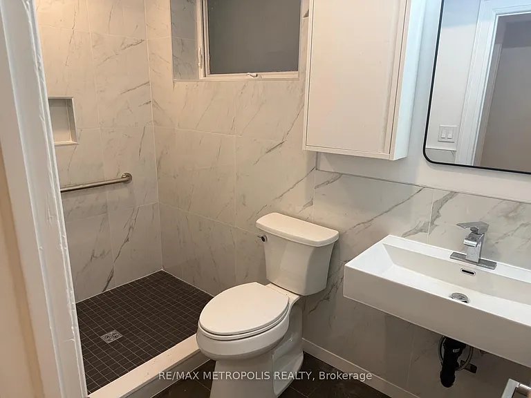 14 Stephen Dr #BASEMENT — Photo 1