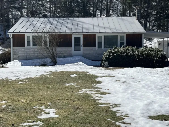 7 Lefebvre Avenue, Claremont, NH 03743