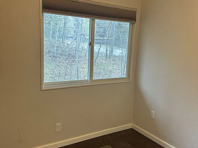 1295 Elegante Ln — Photo 15