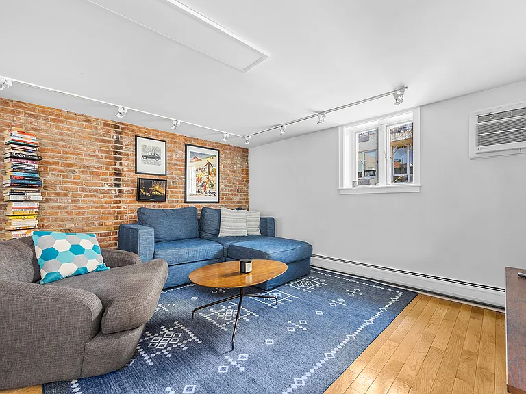 99 Butler St #REAR — Photo 3