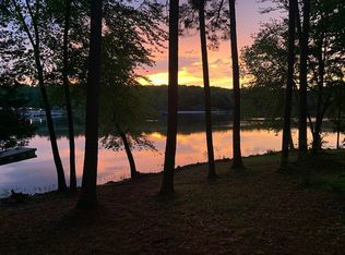 255 Lakeview Cabins Dr #C13, New Concord, KY 42076