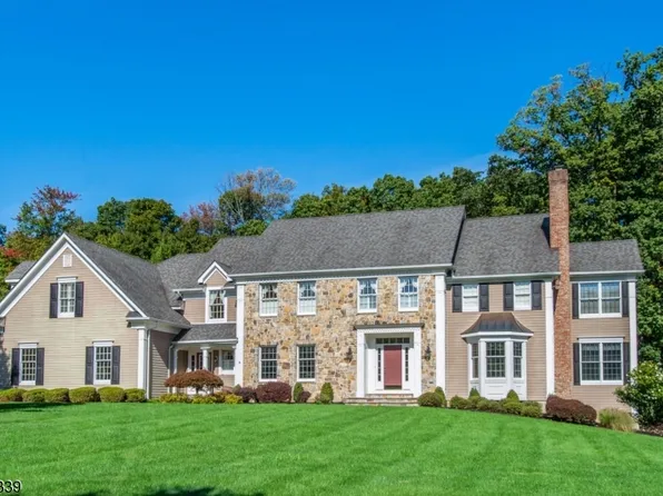 40 Beaver Creek Ct, Bernards Twp., NJ 07931