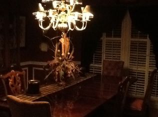1013 Wellesley Crest Dr, Woodstock, GA 30189