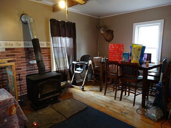 4th image of 74 West St