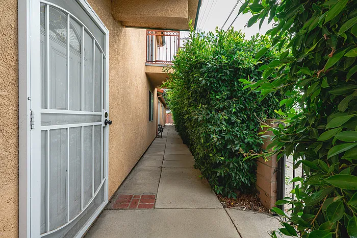 3738 S Normandie Ave #3738 — Photo 14